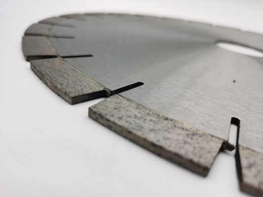 Buona resistenza all'usura 350 mm U Lama di seghe di diamanti per il taglio del granito Tipo di processo di stampa a freddo