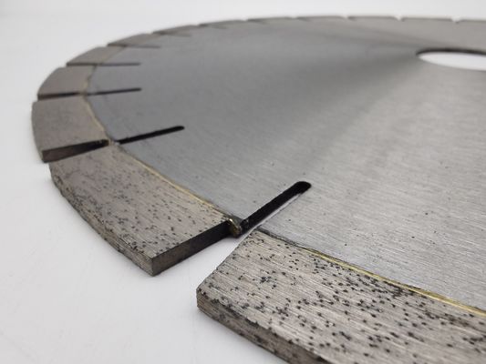 Buona resistenza all'usura 350 mm U Lama di seghe di diamanti per il taglio del granito Tipo di processo di stampa a freddo